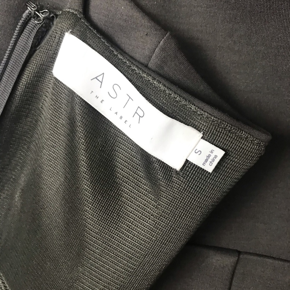 ASTR the Label DRESS - Picture 6 of 10